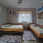 Jaskolka منزل للإقامة *