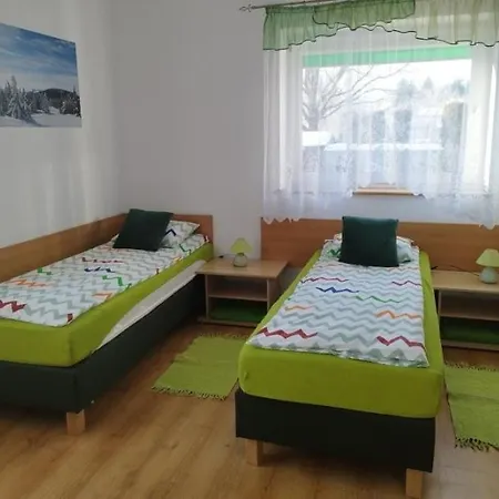 Habitación en casa particular Jaskółka *