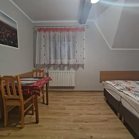Jaskolka Проживание в семье